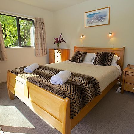 Villa Crescent House à Wanaka Extérieur photo